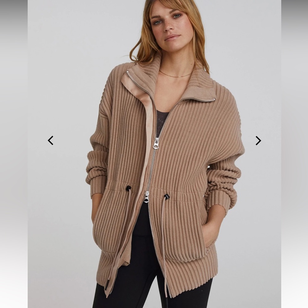 Varley Greenfield lightweight sweater